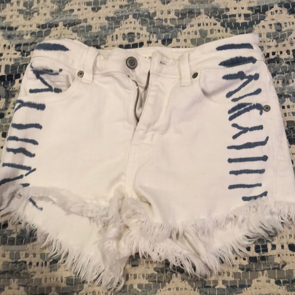 size extra small eunina Blue striped jean shorts